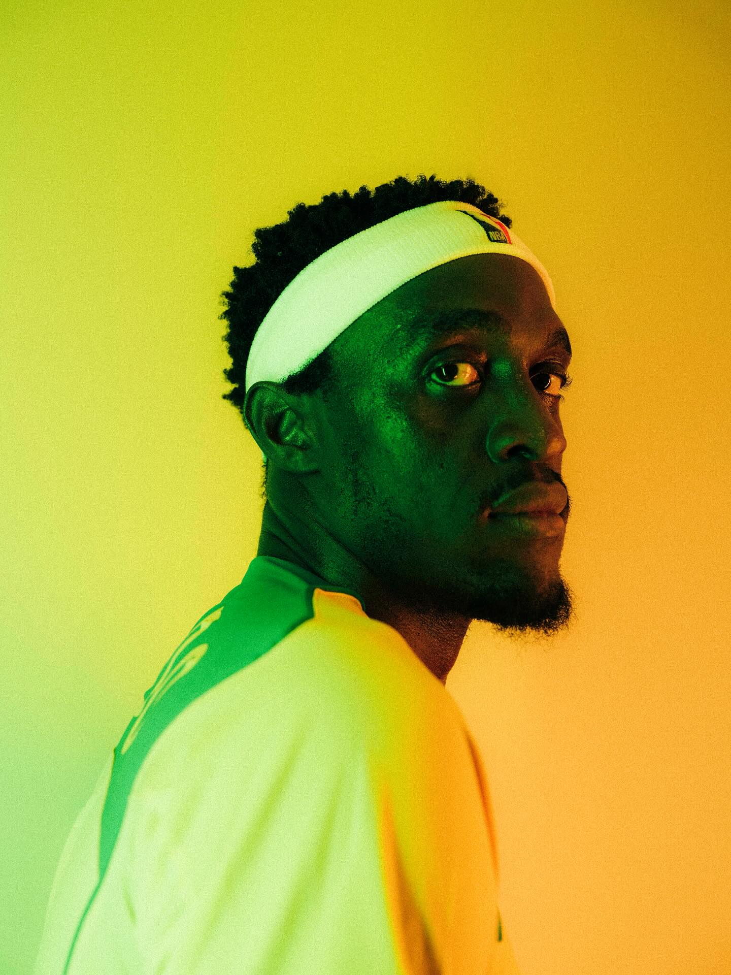 div, 出身穿罗纳